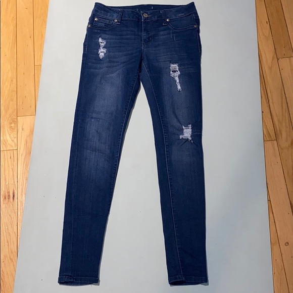 Altar'd State Denim - Women’s Altar'd State Ripped Blue Jeans Size 6